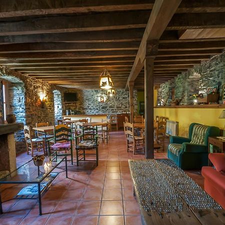 Hotel Rural El Urogallo Murias de Paredes Exterior photo