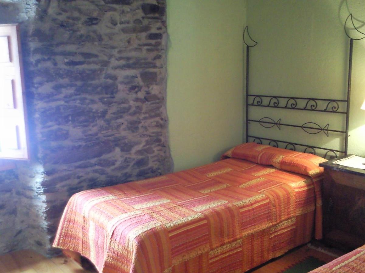 Hotel Rural El Urogallo Murias de Paredes Room photo
